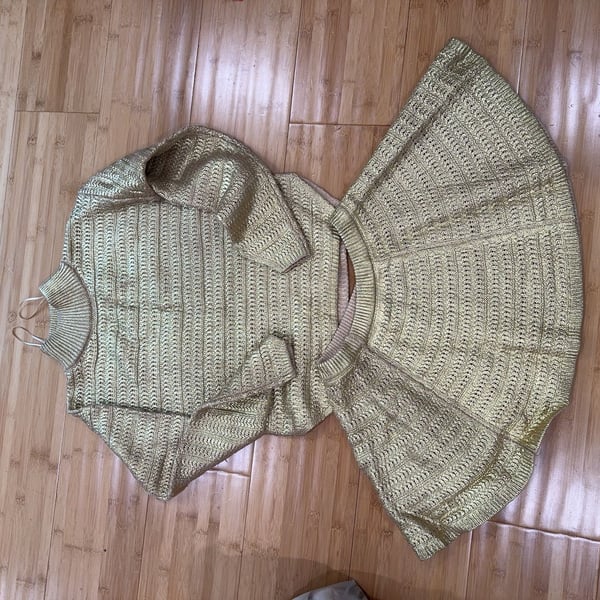 Scoop Metallic Gold Knit Sweater and Skirt Two-Piece Set Size XS (0-2)