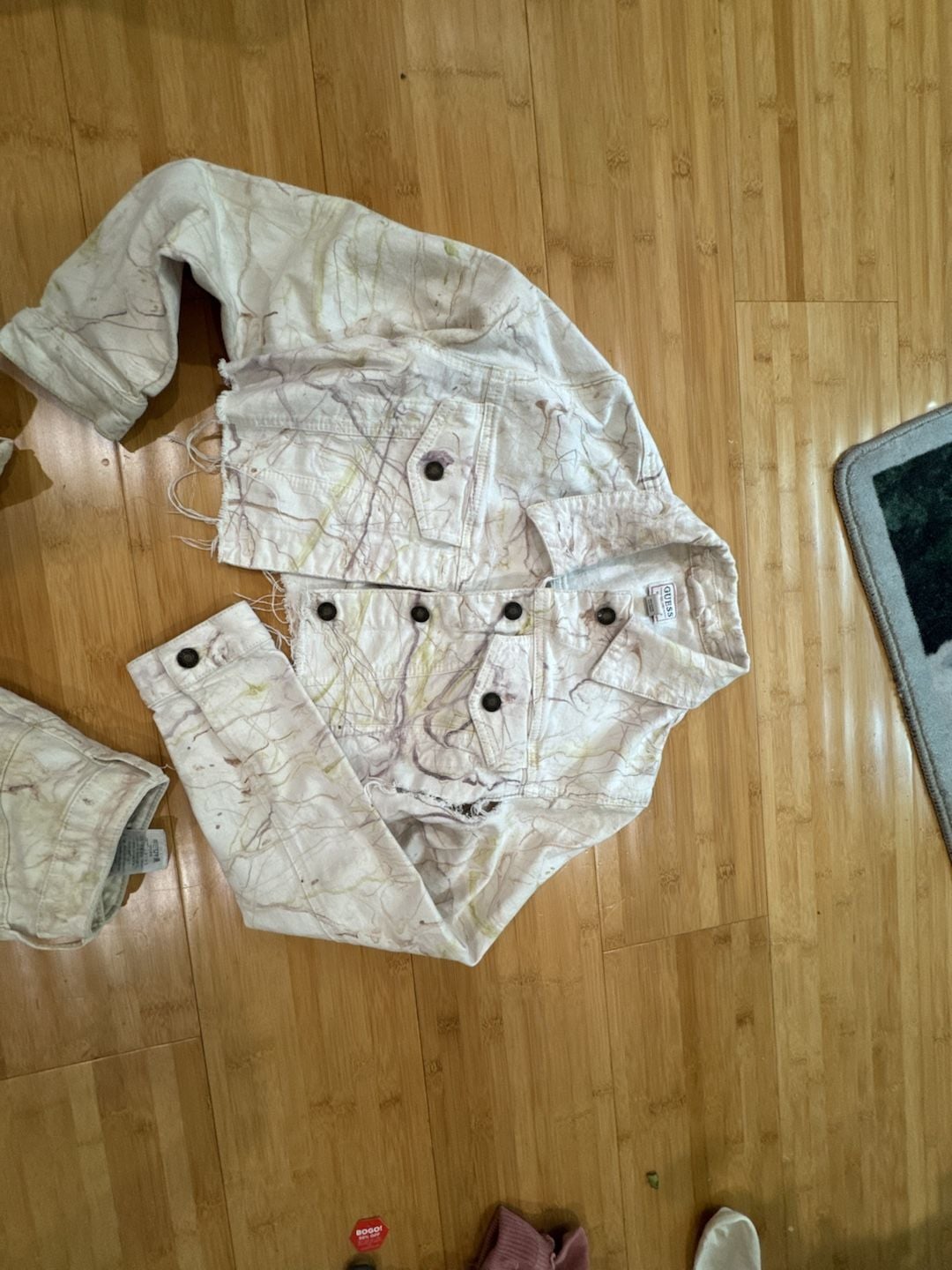 Guess Marble Print Cropped Jacket and Mom Jean Set Size M/26 2
