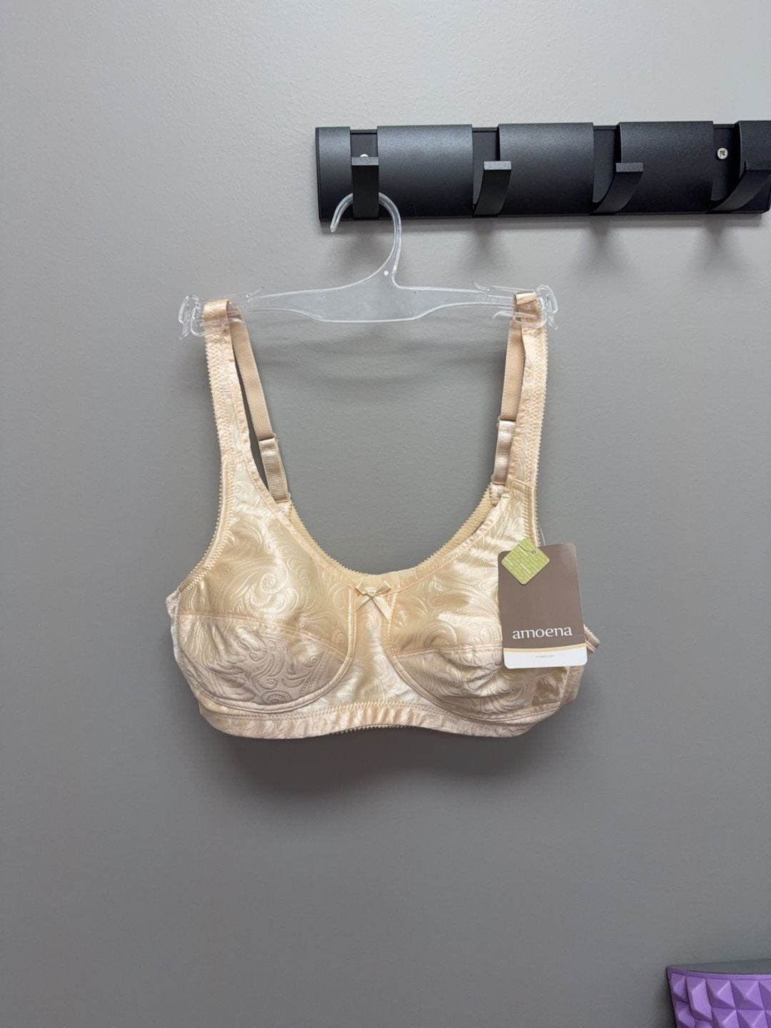 Amoena Women's Mastectomy Bra Beige Jacquard Pattern size 36 A 2