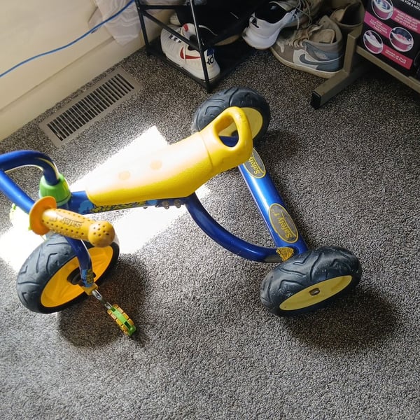 Safety 1st Toddler Tricycle Blue and Yellow