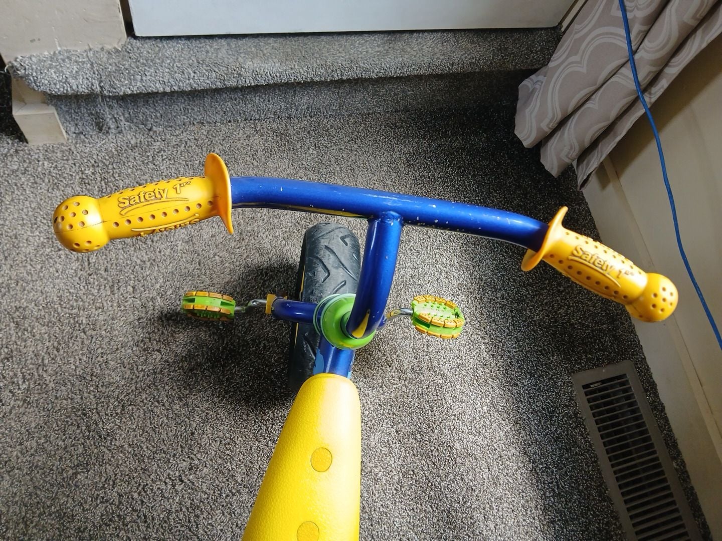 Safety 1st Toddler Tricycle Blue and Yellow 3