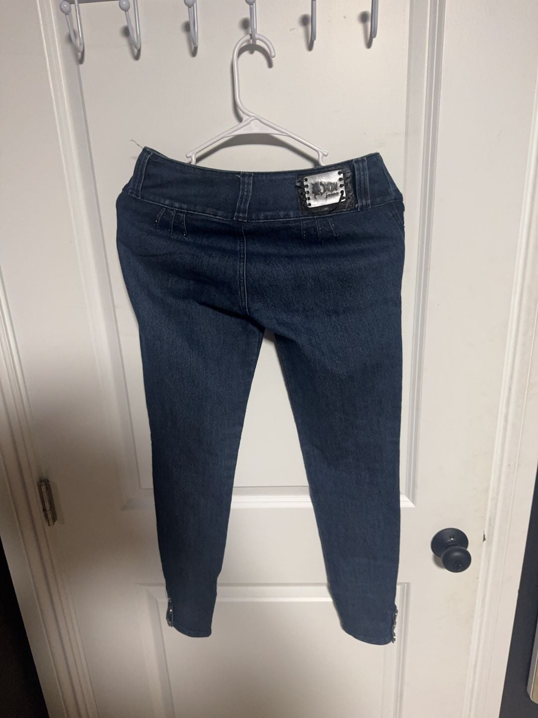 Do! Jeans Women's Size 8 Embellished High-Waist Skinny Jeans 4