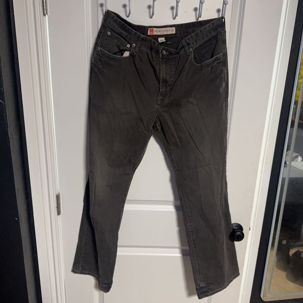 90s Y2K black cargo pants with 10 pockets, including...