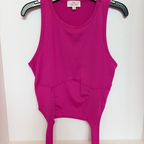 Live in the Moment Pink Athletic Crop Tank Top Size M