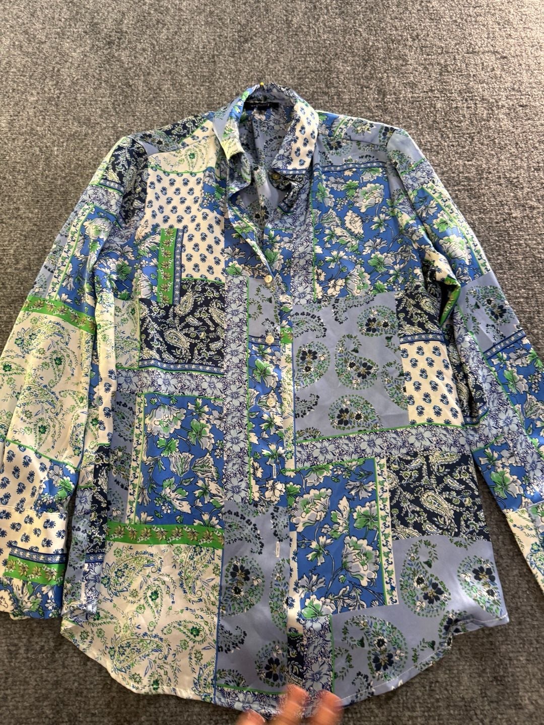 Joan Rivers Patchwork Print Crepe Polyester Tunic Blouse Plus Size Women's 20W
B184JC 3