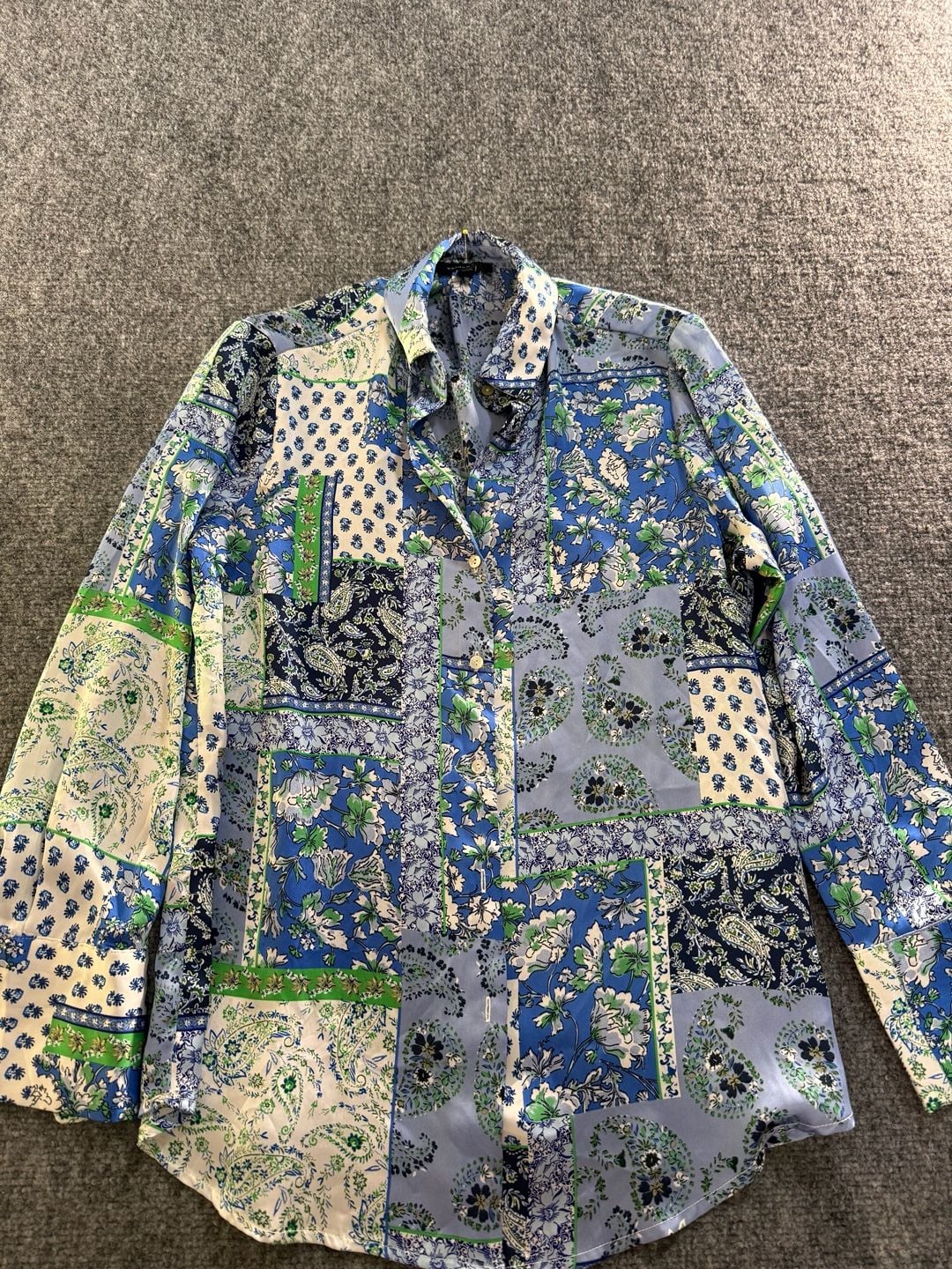 Joan Rivers Patchwork Print Crepe Polyester Tunic Blouse Plus Size Women's 20W
B184JC 4