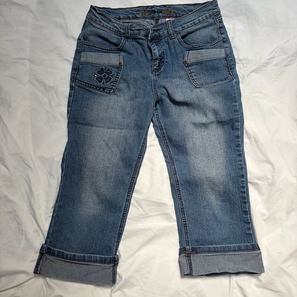 Mudd Vintage Y2K Embroidered Flower Capri Jeans youth/teens Size 14