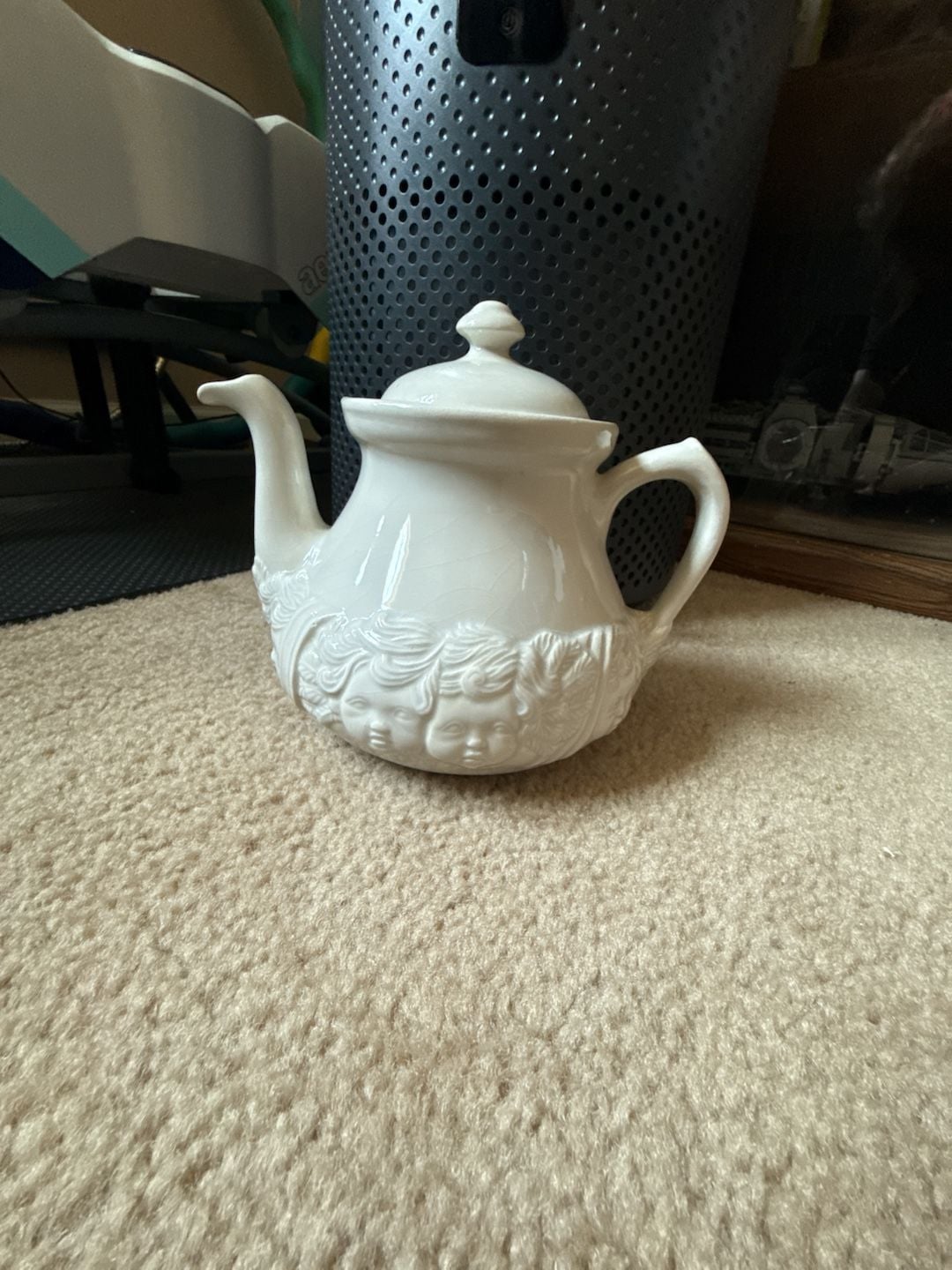 Vintage White Ceramic Cherub Relief Teapot 1