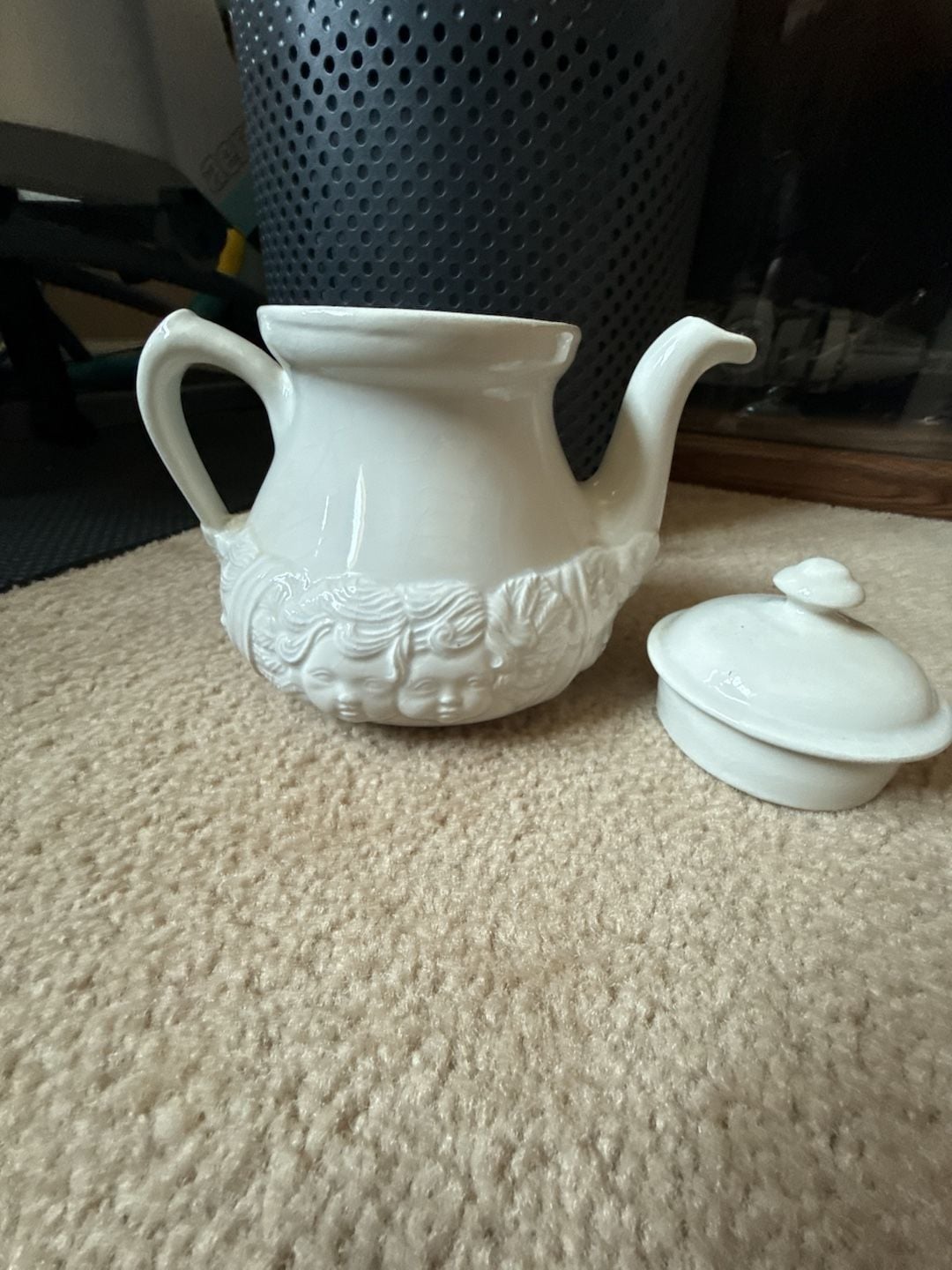 Vintage White Ceramic Cherub Relief Teapot 3