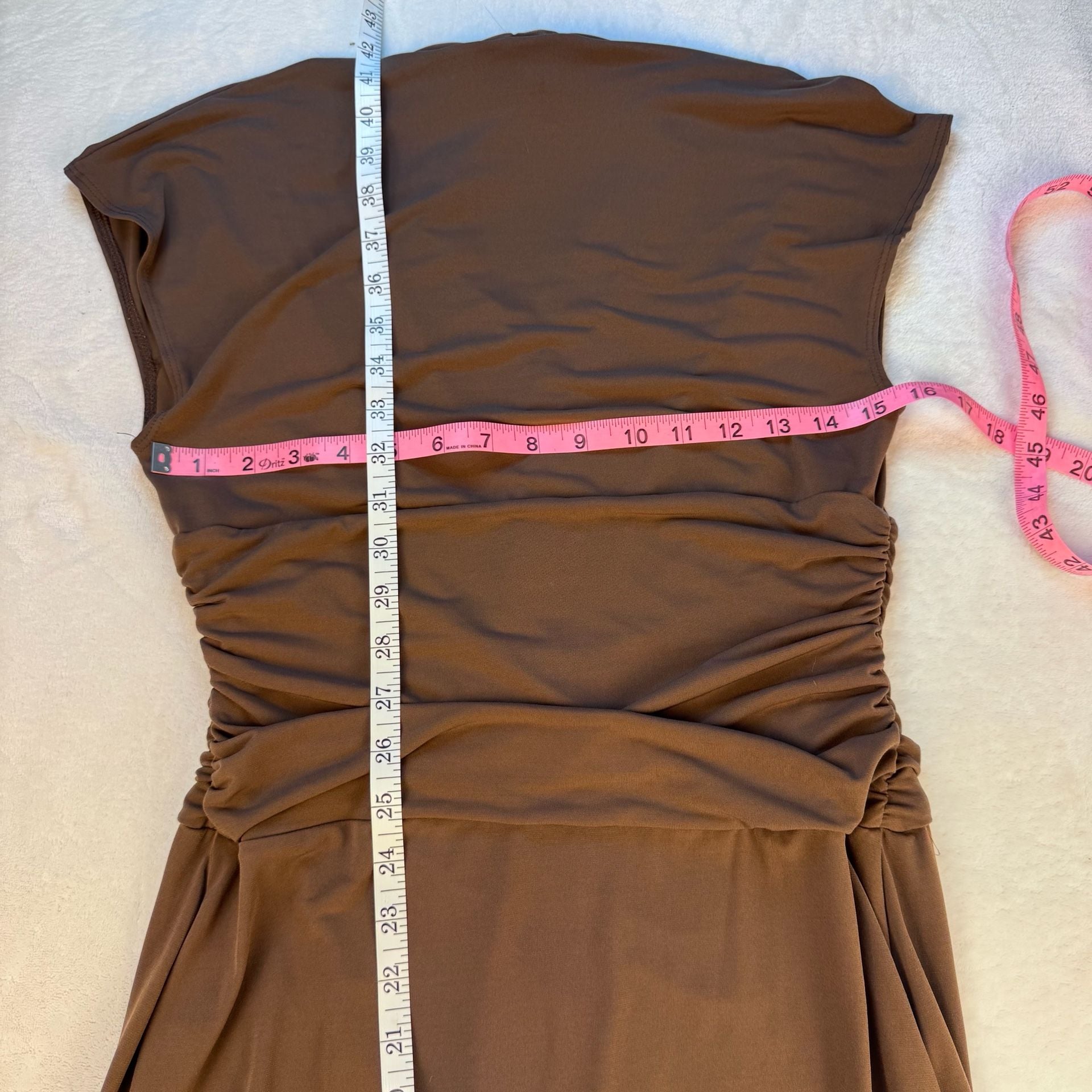 BCBG vintage Brown Ruched V-Neck Midi Dress medium  19