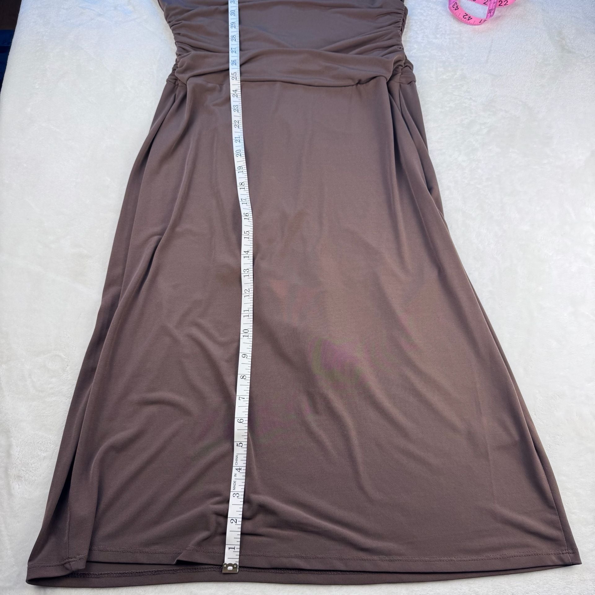 BCBG vintage Brown Ruched V-Neck Midi Dress medium  20
