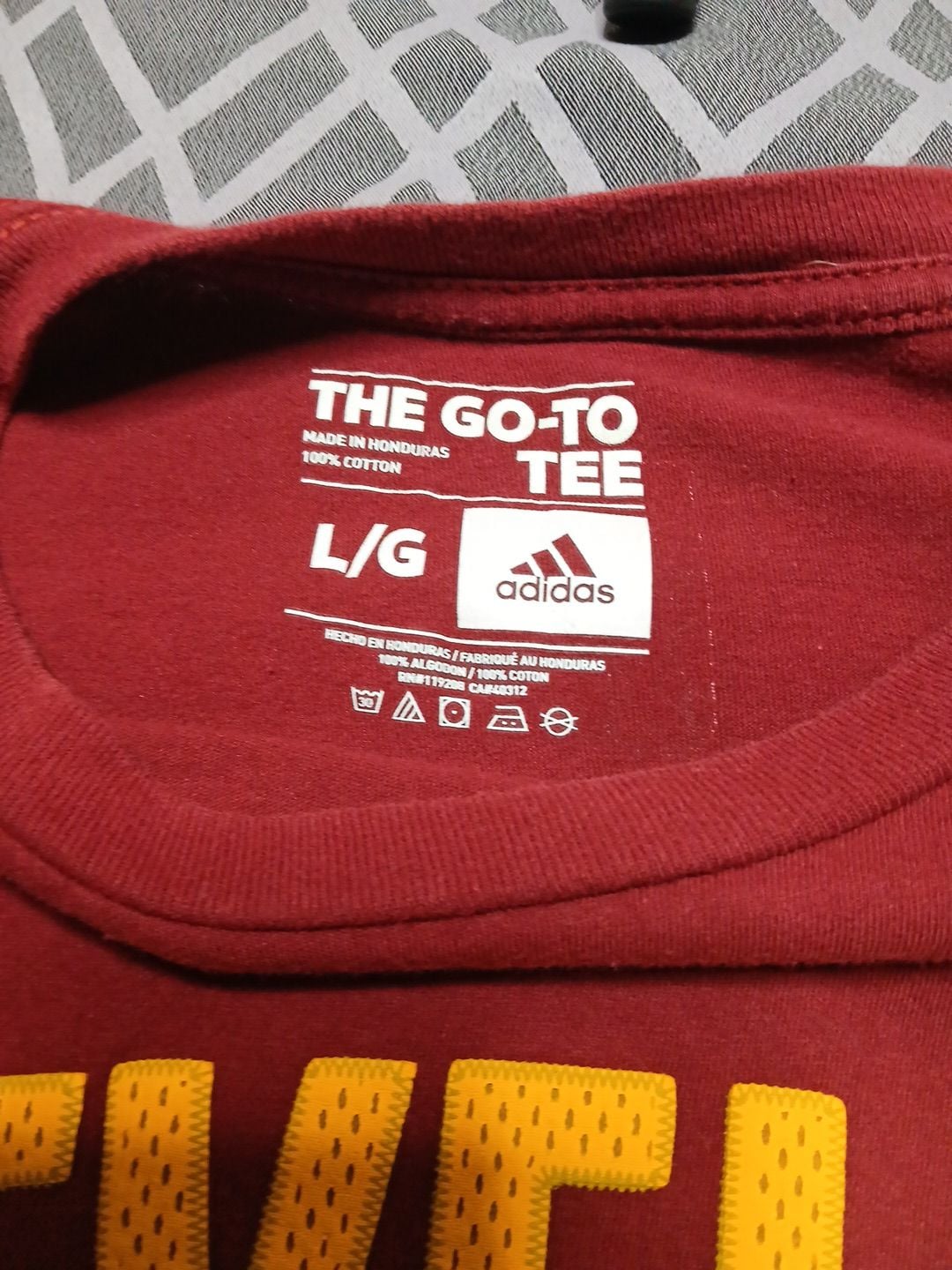 Adidas Cleveland Cavaliers LeBron James 23 The Go-To Tee Size Large 4