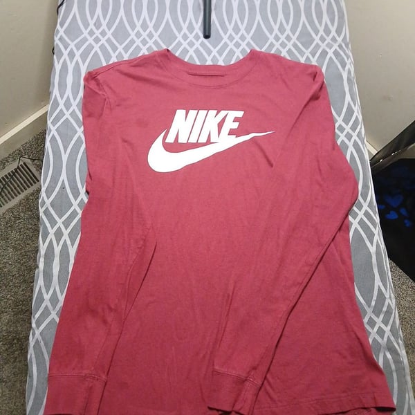 Nike The Nike Tee Long Sleeve Shirt Red Size M