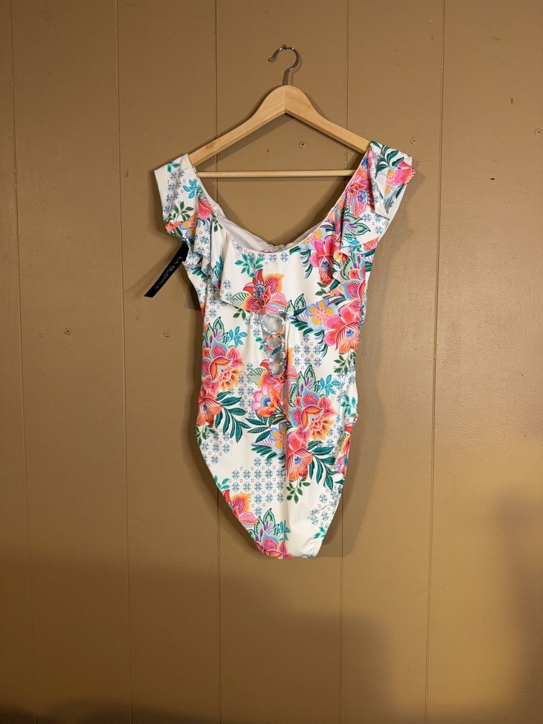 La Blanca Floral Ruffle One-Piece Swimsuit Size 14 4