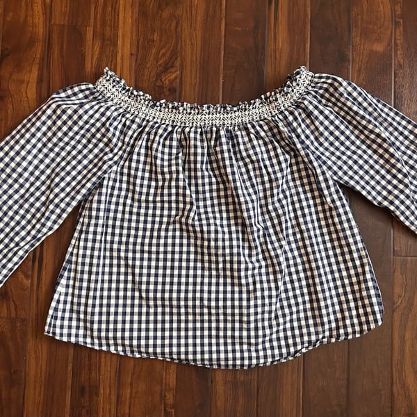 Madewell Women's Size S Blue and White Gingham Off-the-Shoulder Smocked Top