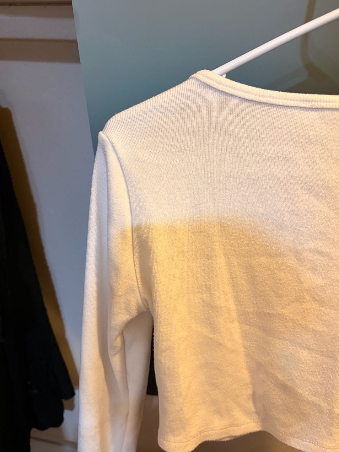 Forever 21 White Ribbed Button-Front Long Sleeve Crop Top Size M 7