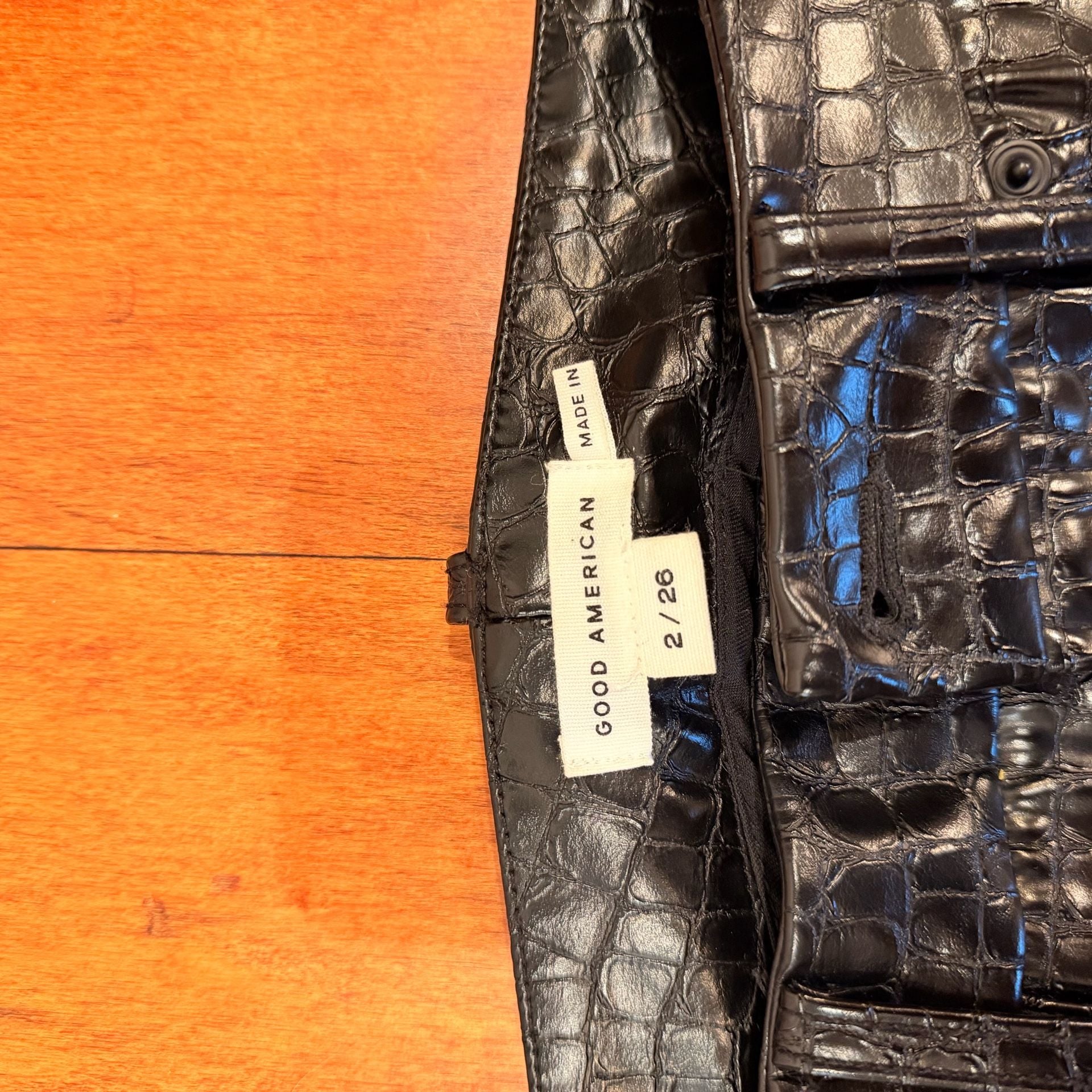 Good American Faux Leather Croc Embossed Pants Size 2/26 5