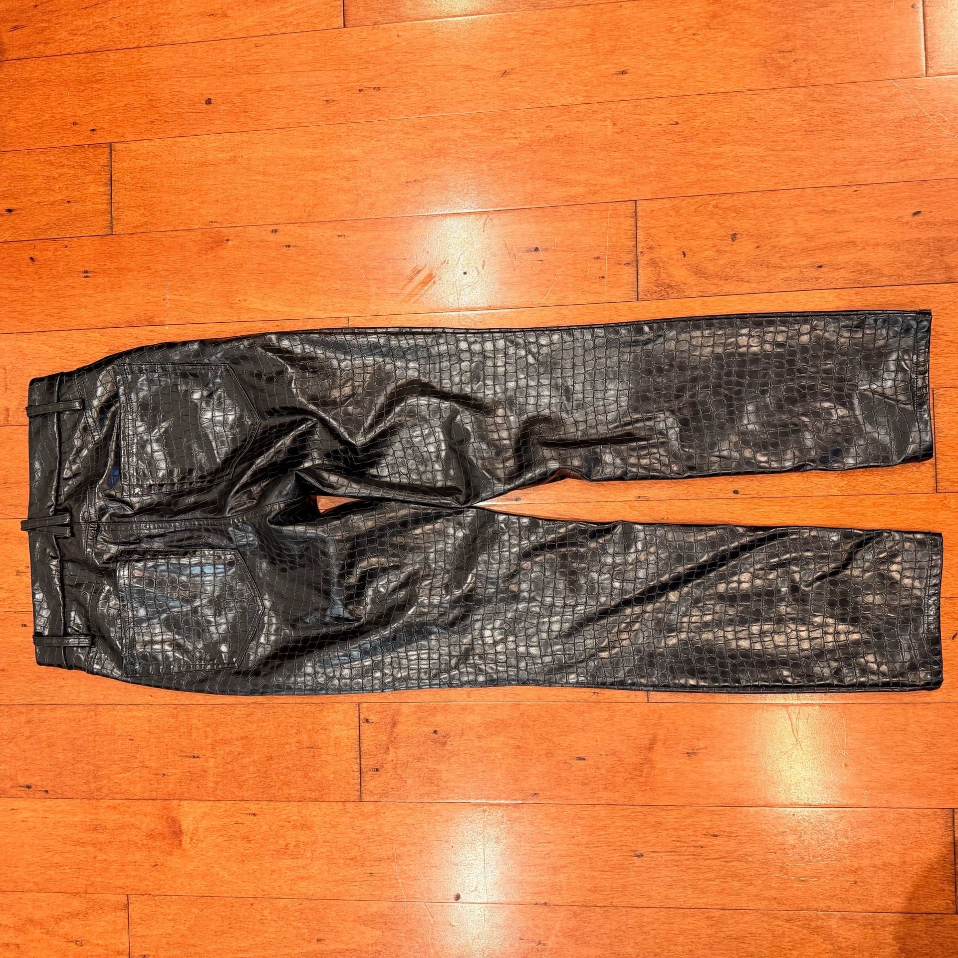 Good American Faux Leather Croc Embossed Pants Size 2/26 8