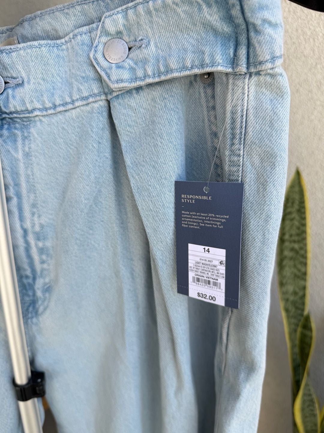 Product thumbnail 5