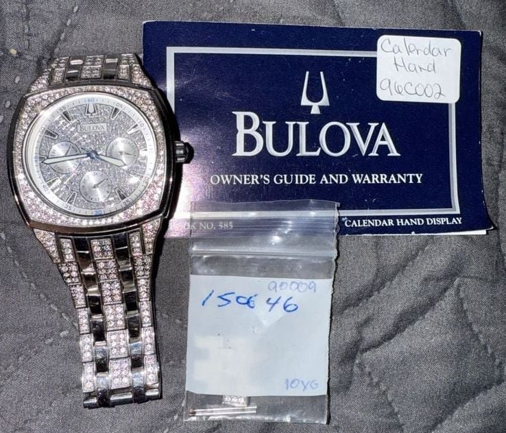 Bulova 96C002 Calendar Hand Display Diamond Accent Watch 2