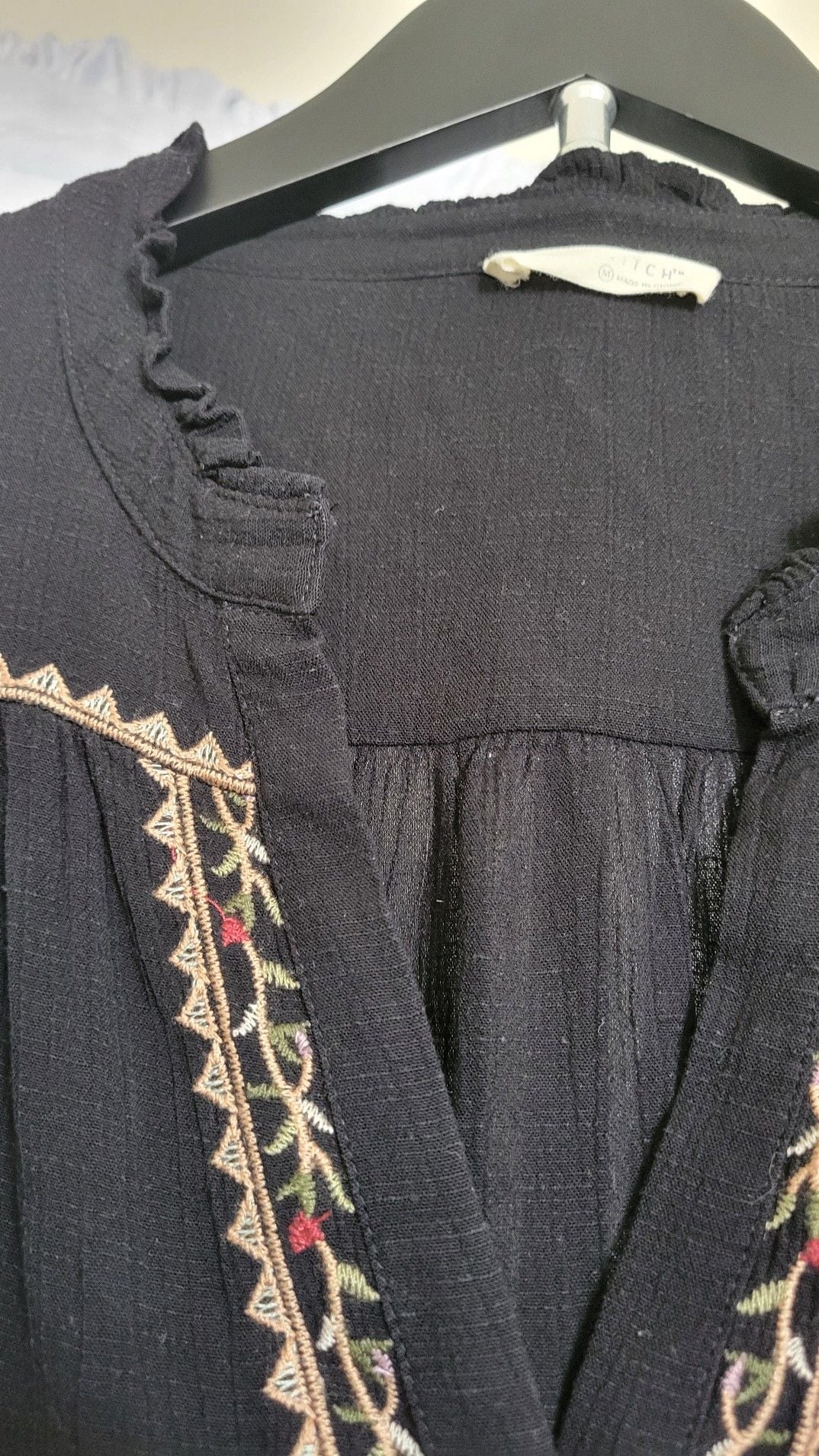 Vintage Threads Long Sleeve Tribal Blouse at Tractor Supply Co, 7