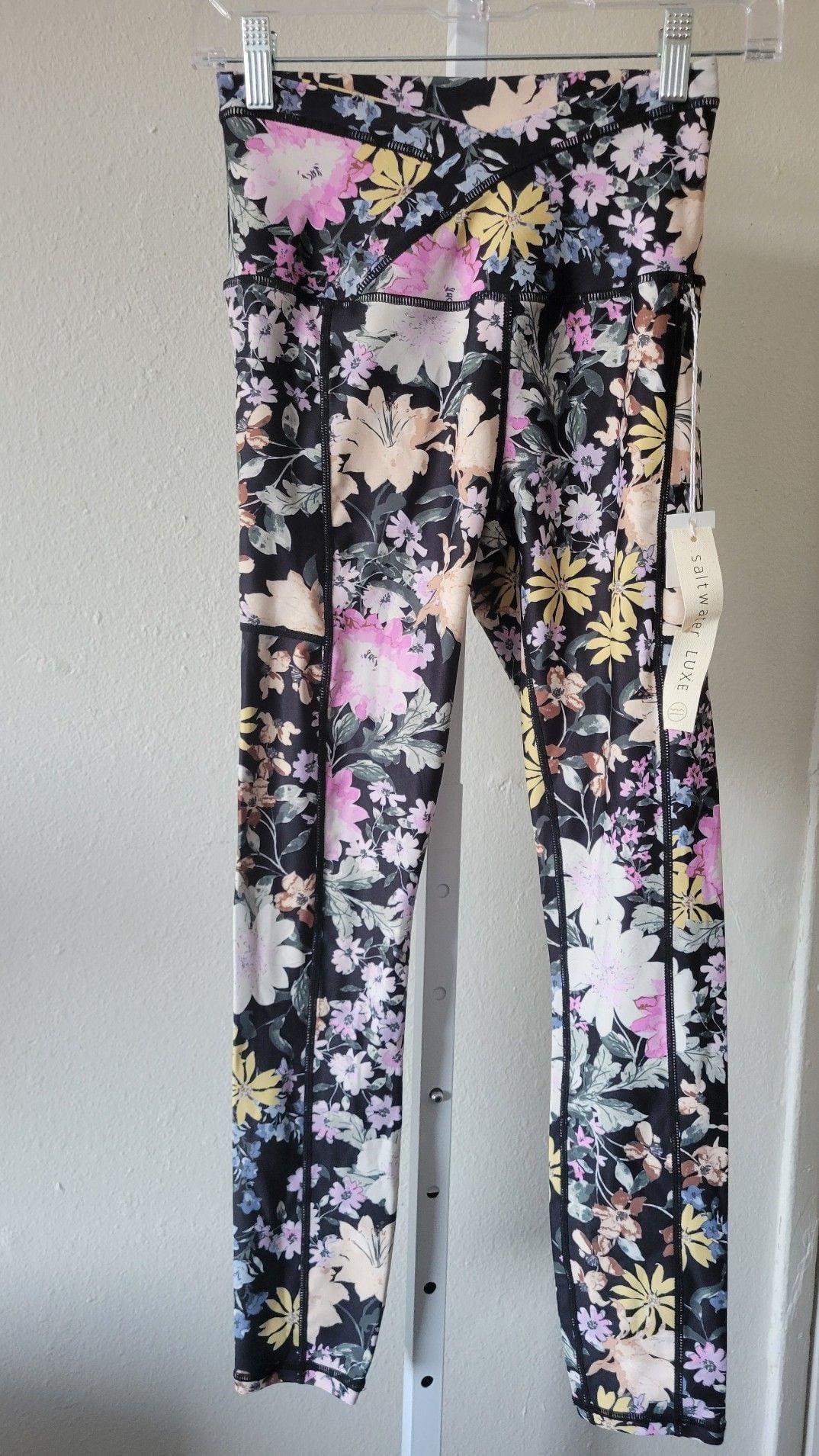 Saltwater Luxe Floral Print Leggings Size S 2