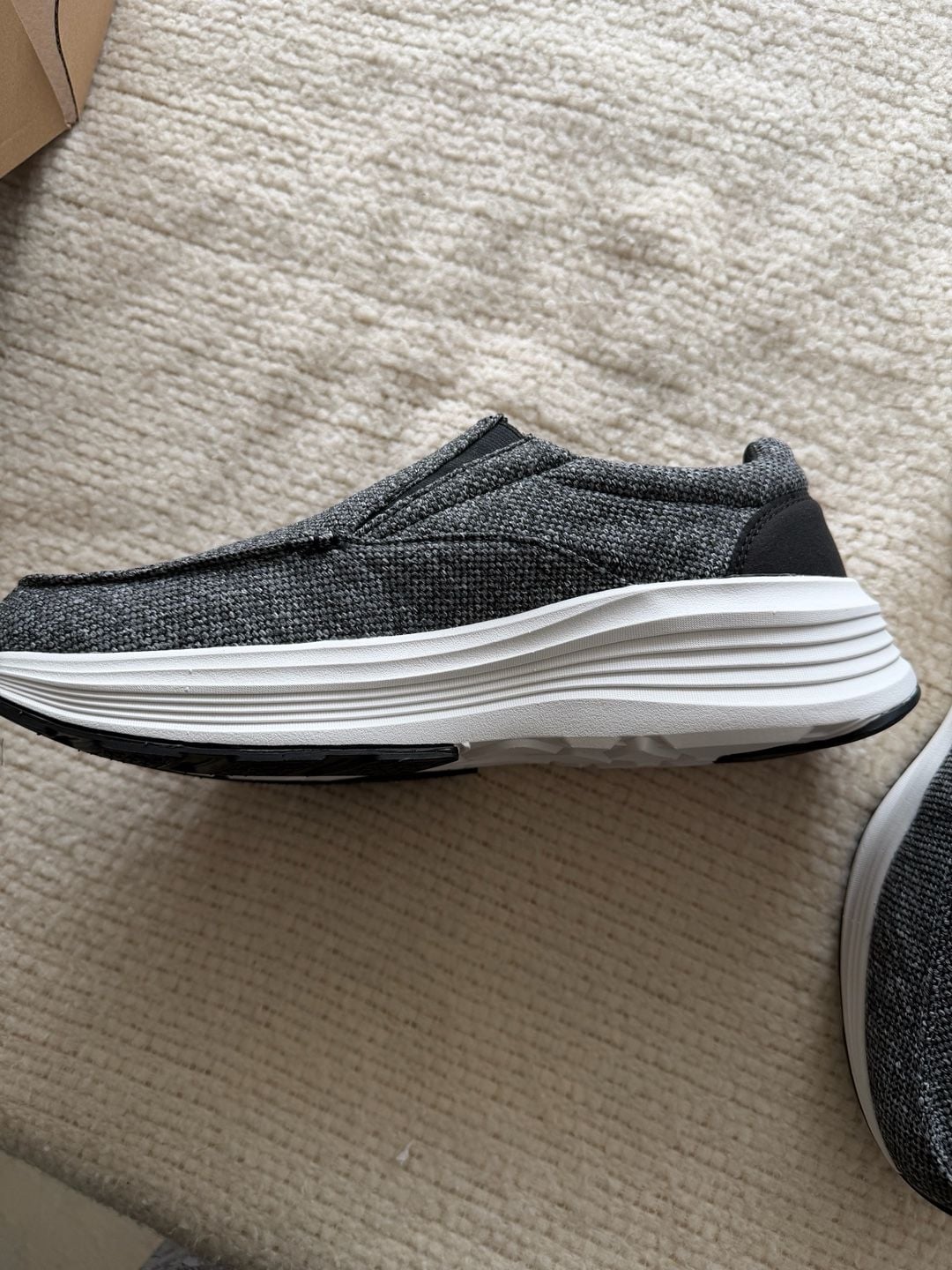 Xpacs Size 11 Gray Knit Slip-On Walking Shoes 10