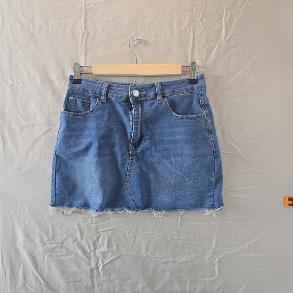 SHEIN Jeans Denim Mini Skirt Size US 6