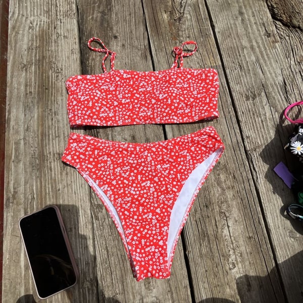 Red Floral Print High-Waisted Bikini Set Size M