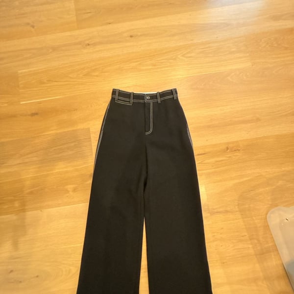 Tory Burch Black Wide Leg Contrast Stitch Pants Size 8