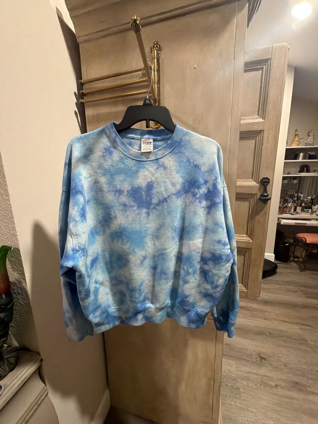 PINK Victoria's Secret Blue Tie Dye Crewneck Sweatshirt Size XS 2