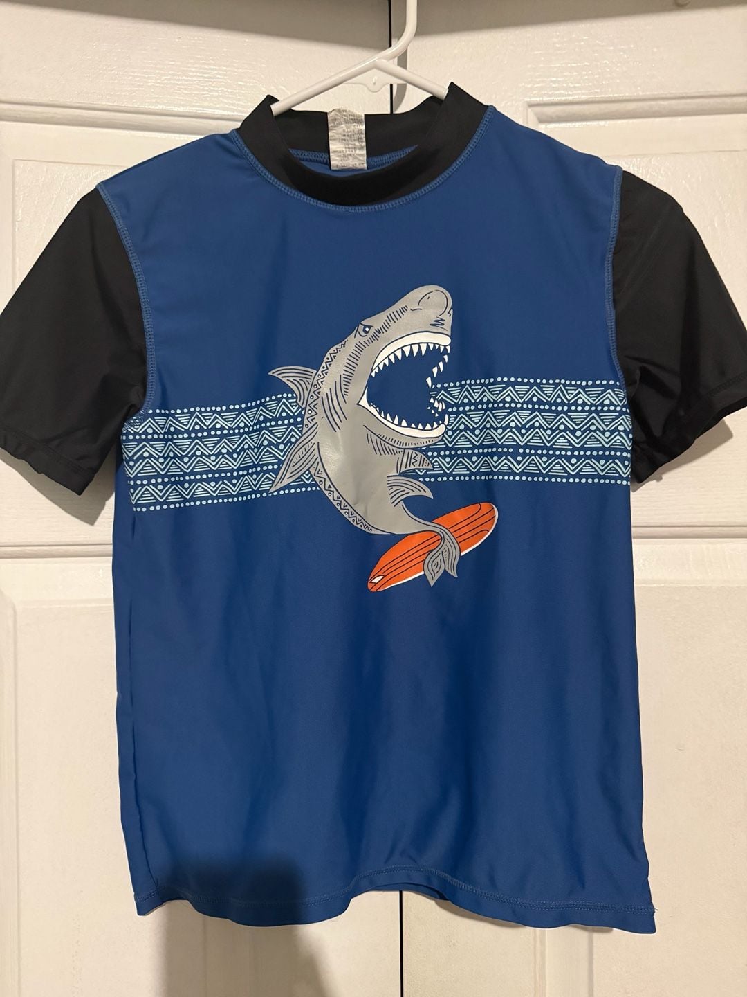 Phibee Boys Shark Surfing Rash Guard Swim Shirt Size 8 2