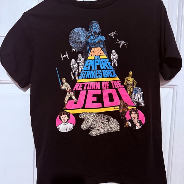 Stars Wars/Empire/Return Of Jedi T-Shirt Size Youth XL