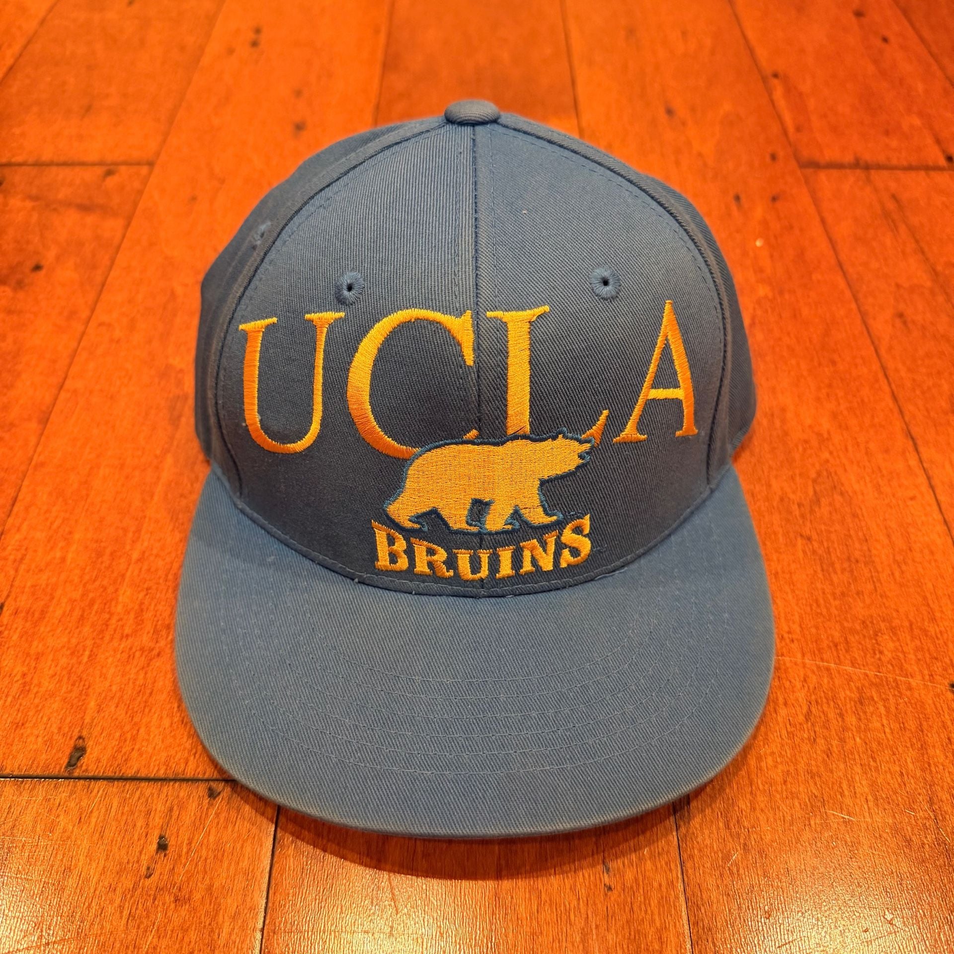 Vintage faded UCLA Bruins Embroidered Logo Baseball Cap Hat Blue Gold 2