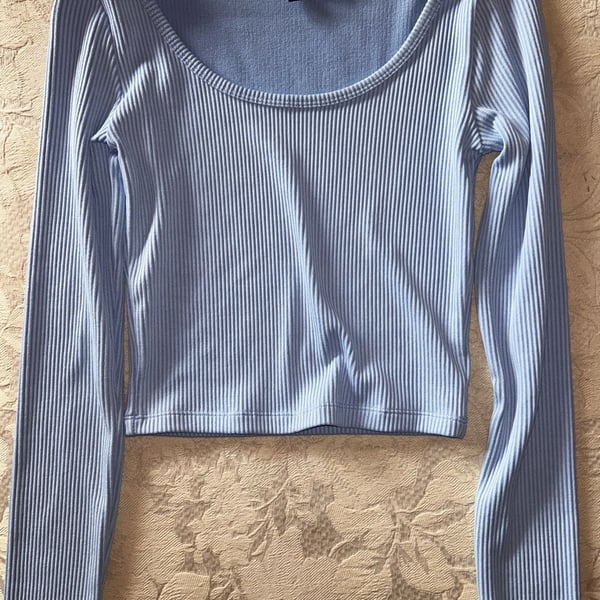 H&M Divided Light Blue Ribbed Long Sleeve Crop Top Size XS