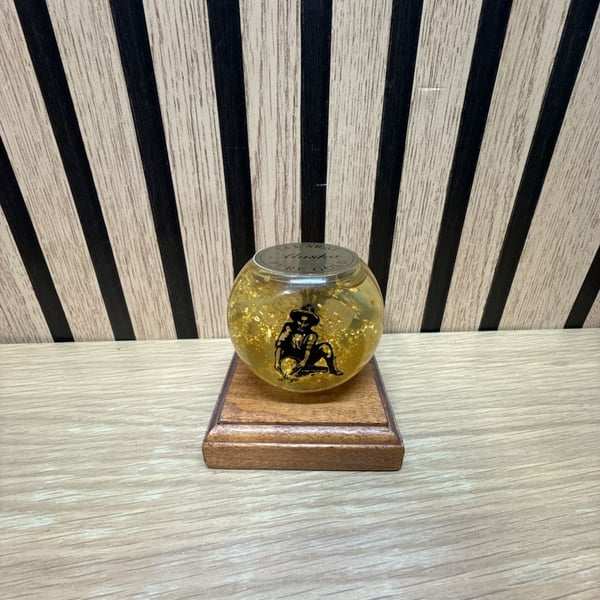 Vintage Golden Touch Alaska 24 Karat Pure Gold Flake Display Paperweight