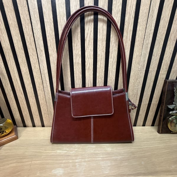 Vintage Structured Brown Faux Leather Shoulder Bag