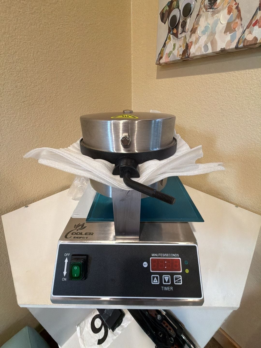 Cooler Depot Commercial Electric Waffle Maker 1