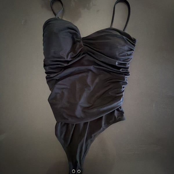 Express Body Contour Ruched Bodysuit Black Size S