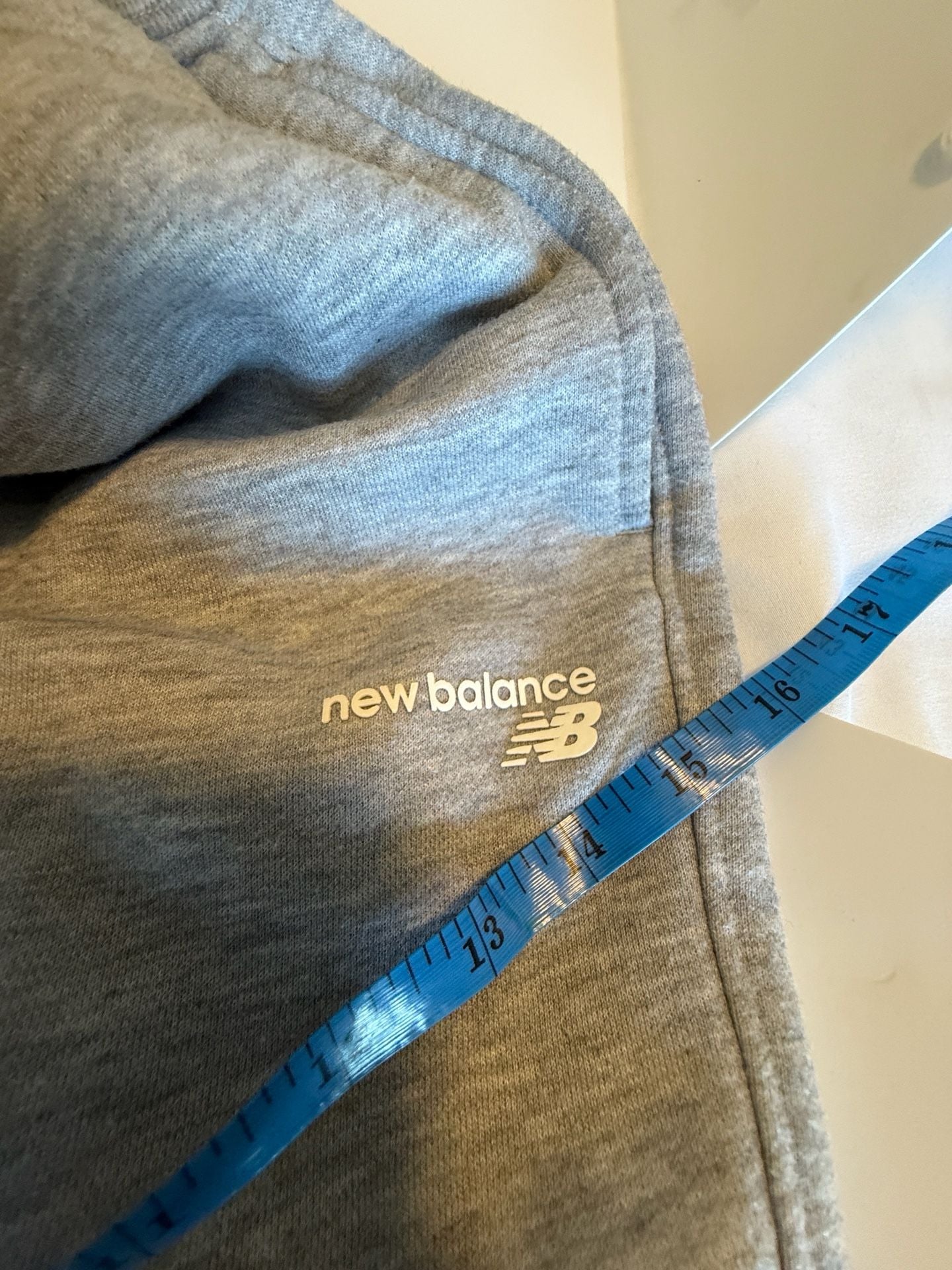 New Balance Men's Gray Jogger Sweatpants Size S 2