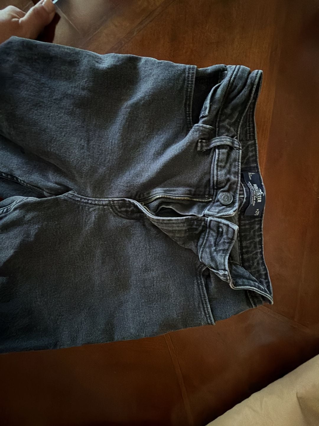 Hollister Ultra High-Rise Dad Jeans Size 4S W27S 4