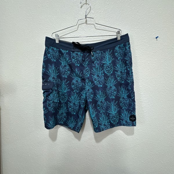 Rip Curl Pineapple Print Board Shorts Size 36