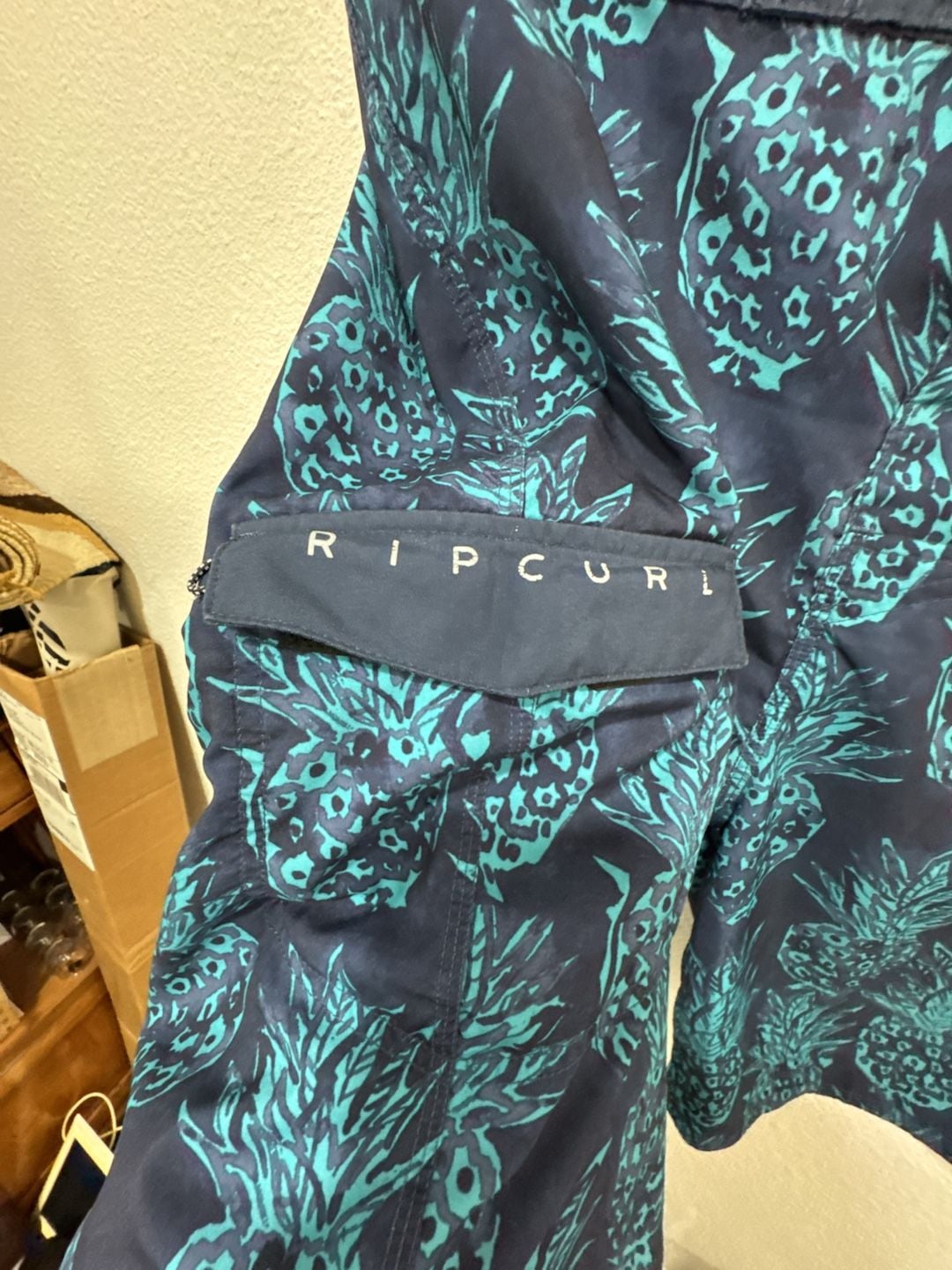 Product thumbnail 4
