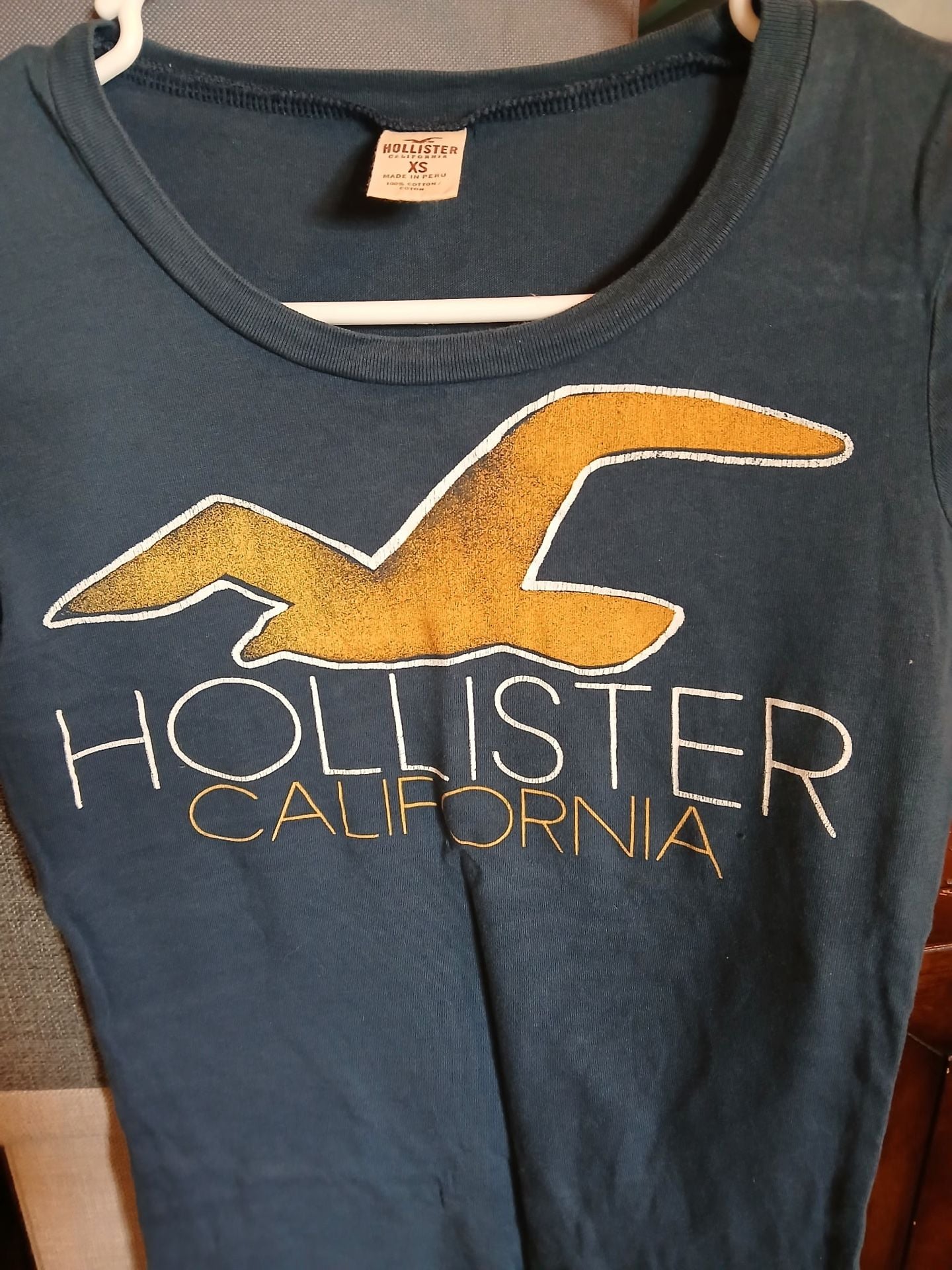 HOLLISTER LOGO GRAPHIC TEE BLACK GOLD MENS SIZE L,XL 1