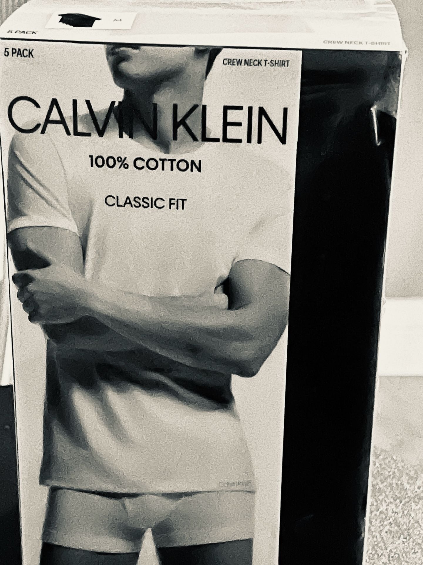 Calvin Klein Men's 100% Cotton Classic Fit Crew Neck T-Shirts 5-Pack Size M 1