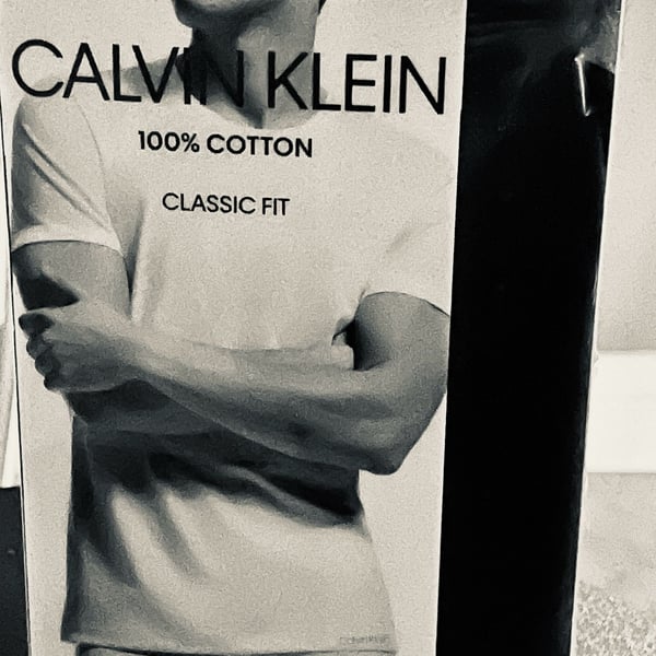 Calvin Klein Men's 100% Cotton Classic Fit Crew Neck T-Shirts 5-Pack Size M