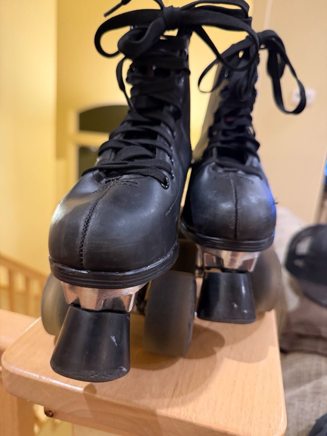 Flamingueo Vintage Style Roller Skates Black Size USA 6 3