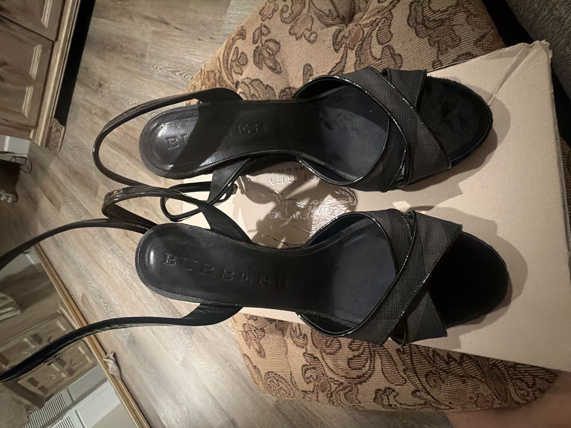 Burberry Smoked Check Criss Cross Espadrille Wedge Sandals Size 38 3