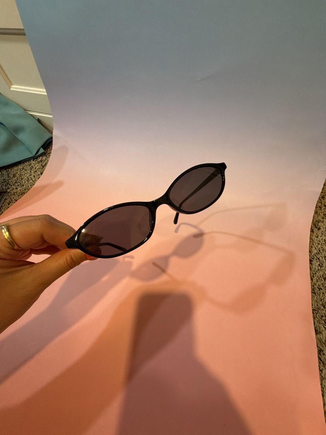 Vintage 90s Black Oval Frame Sunglasses 5