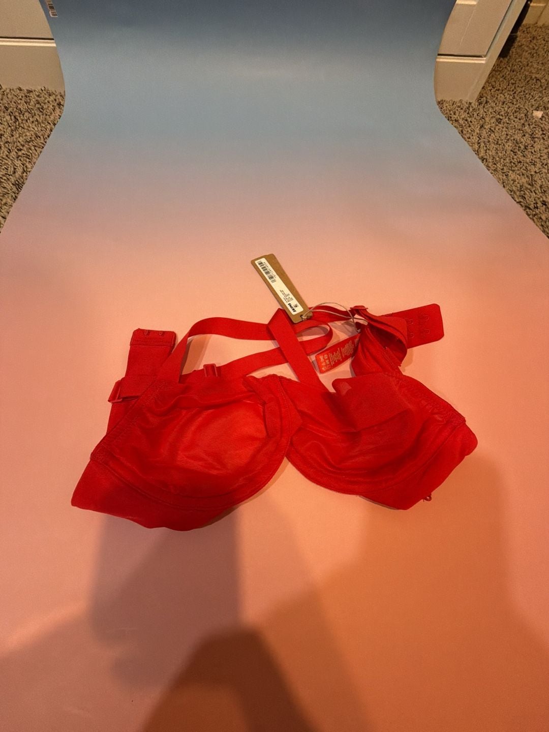 SKIMS No Show Molded Unlined Demi Bra Red 32B 1